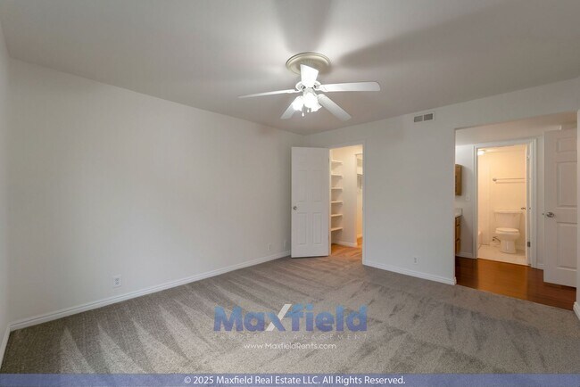 Building Photo - Pet friendly - 2 BD 2BA Condo - Midvale / Fort Union