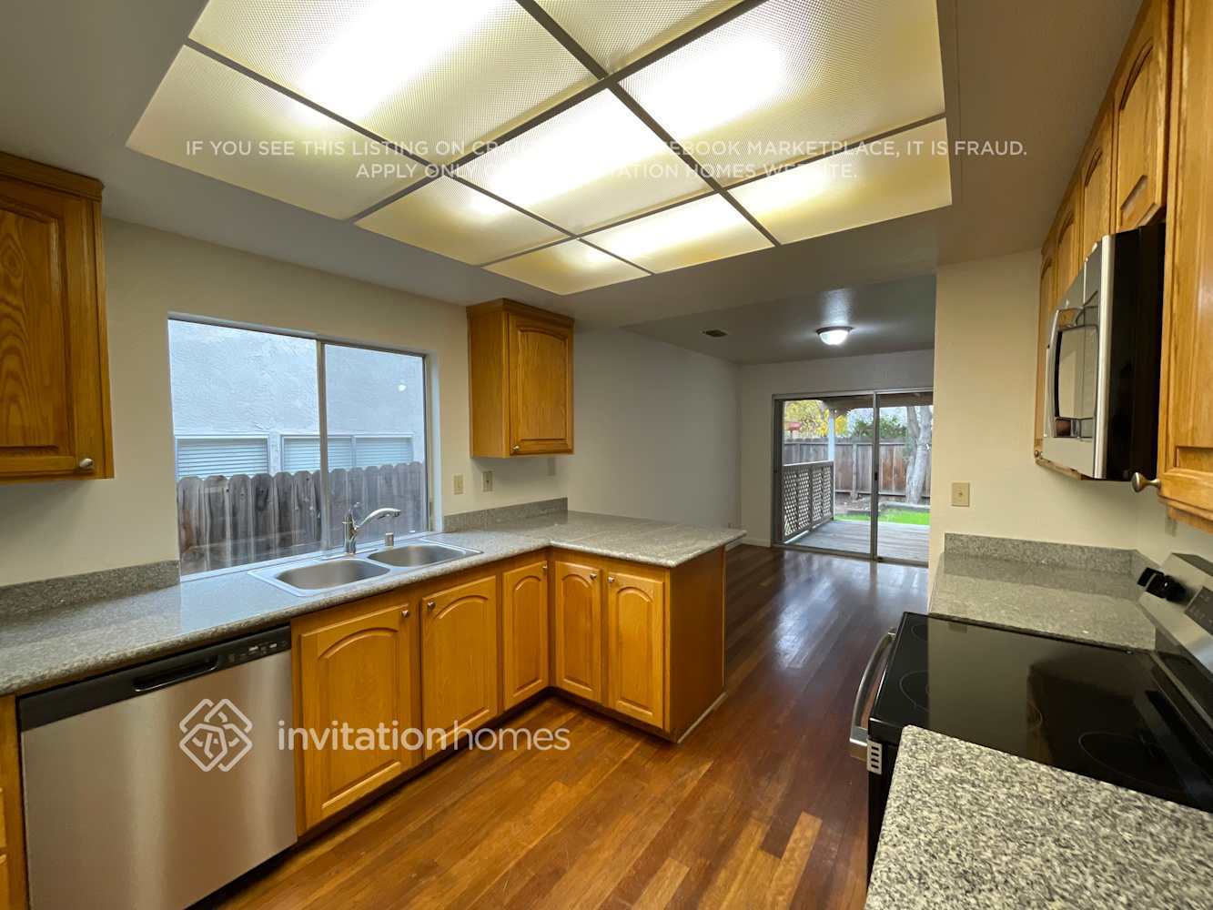 Building Photo - 2875 Georgia Dr