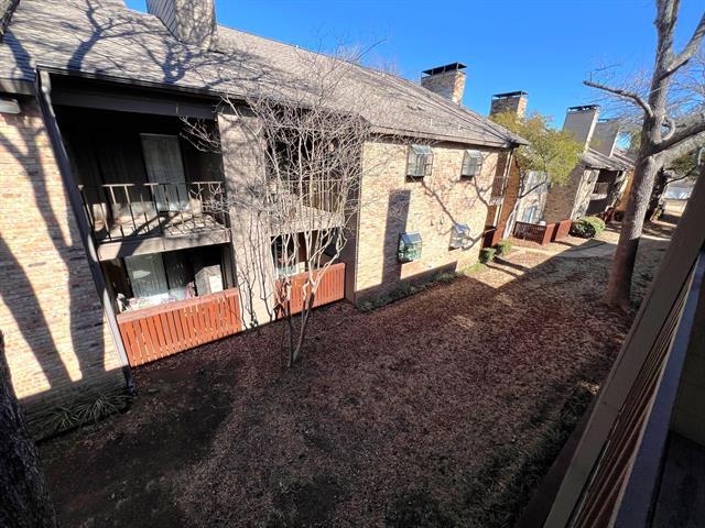 Building Photo - 15221 Berry Trail