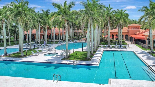 Building Photo - 9925 Via Elegante