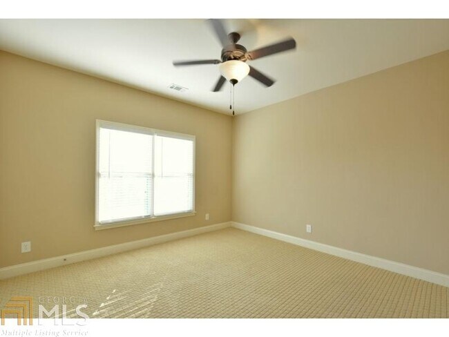 Building Photo - 3474 Hidden Shoals Rd NE