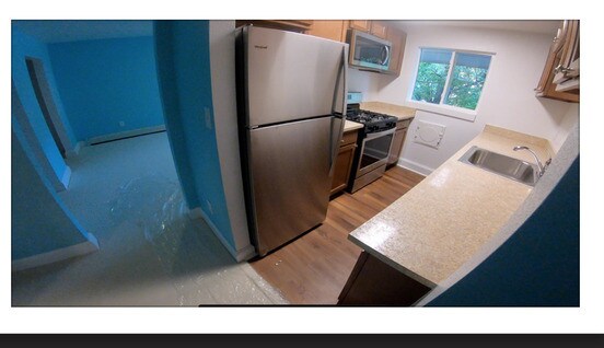 Prices include all utils!!! - 1224 11th St