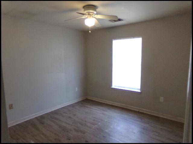 Building Photo - 3219 Ludwig St