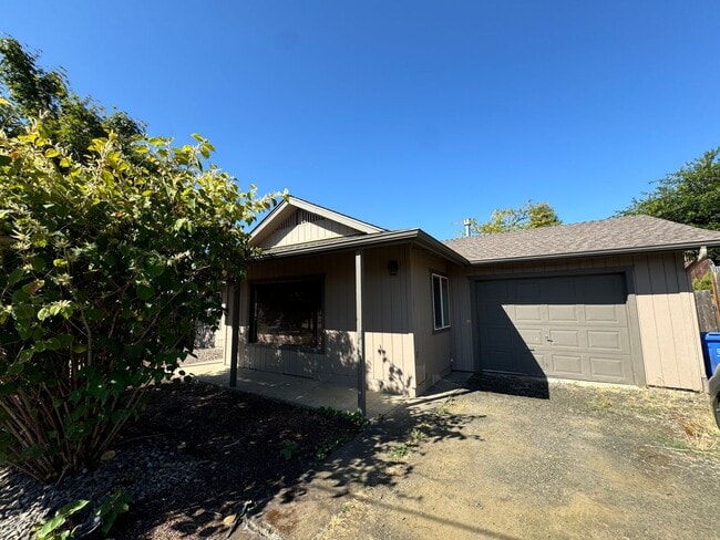 Primary Photo - 3 bedroom house with Large backyard