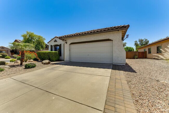 Building Photo - 2313 N Presidential Dr