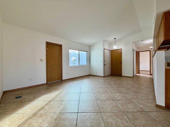 Building Photo - Single family home in Henderson