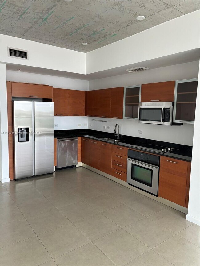 Building Photo - 3470 E Coast Ave