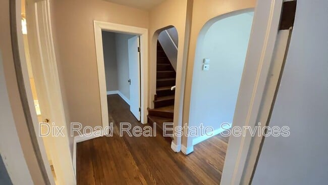 Building Photo - 1891 Stahlheber Rd