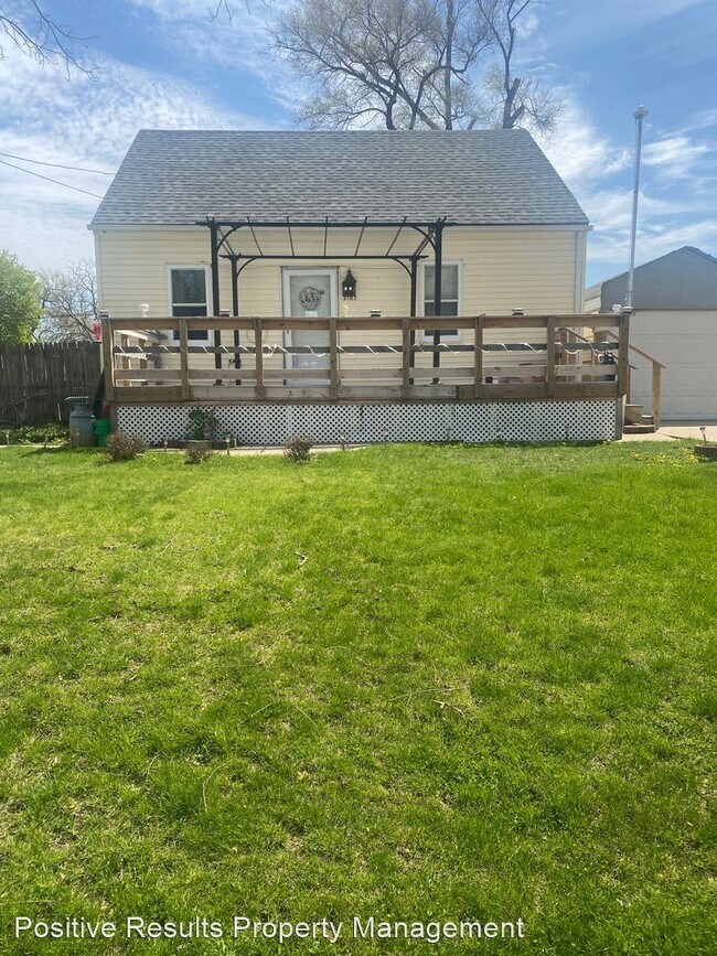 Primary Photo - 3 br, 1 bath House - 3102 10th St