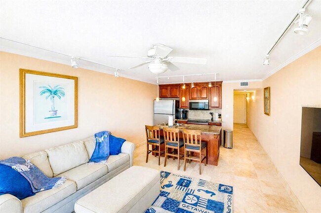 Building Photo - 2506 N Rocky Point Dr