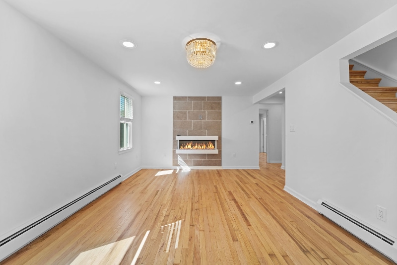 Building Photo - 116 Mary St