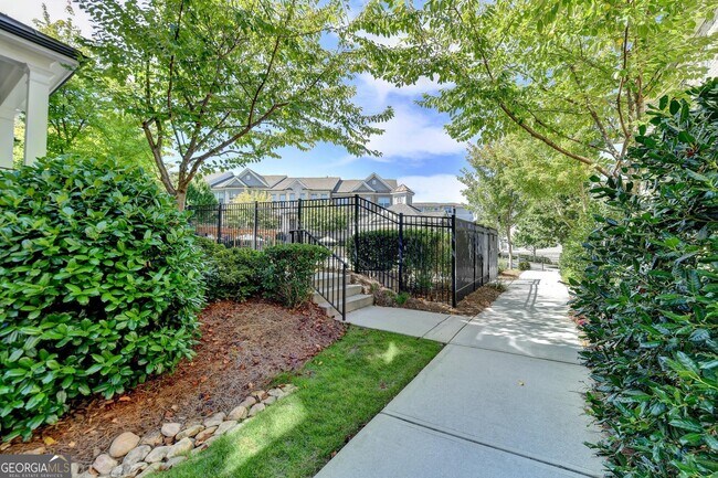Building Photo - 4245 Deming Cir