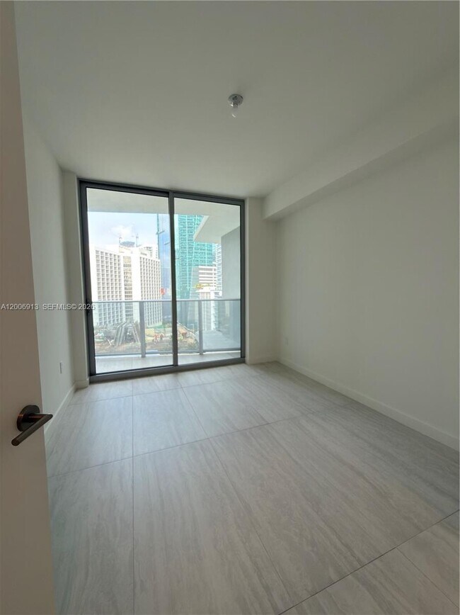 Building Photo - 77 SE 5th St