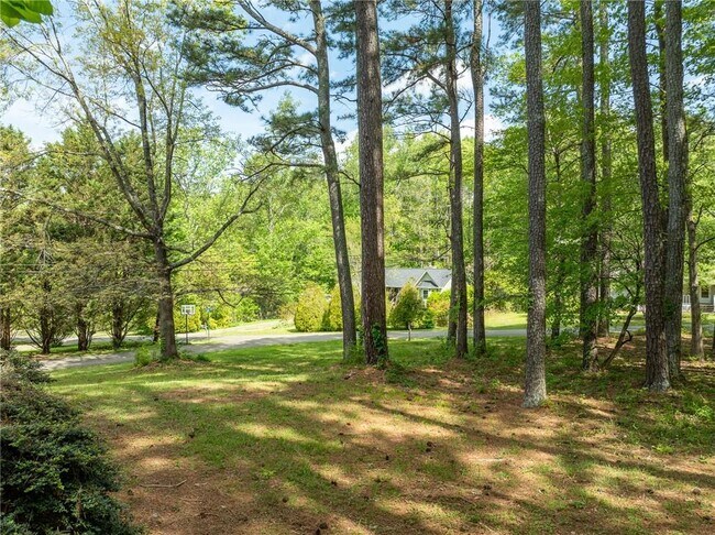 Building Photo - 169 Deer Chase Dr
