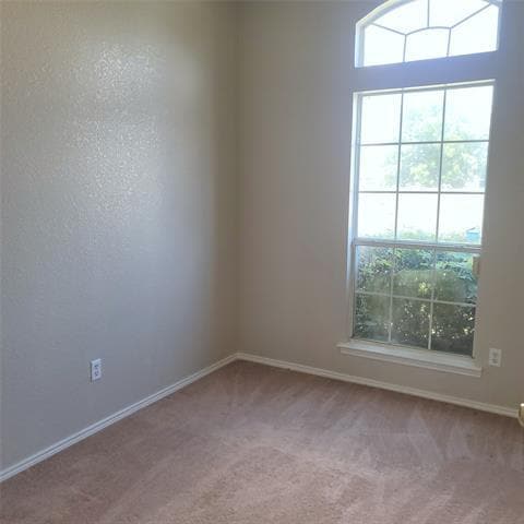 Building Photo - 312 Glen Meadow Dr