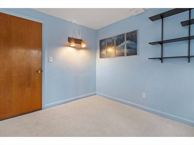 Building Photo - 32 Rathbun Rd