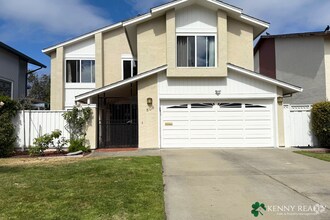 Building Photo - Charming Foster City Home with Outdoor Liv...
