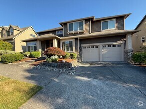 Building Photo - Modern 4BR Home in Redmond with Spacious L...