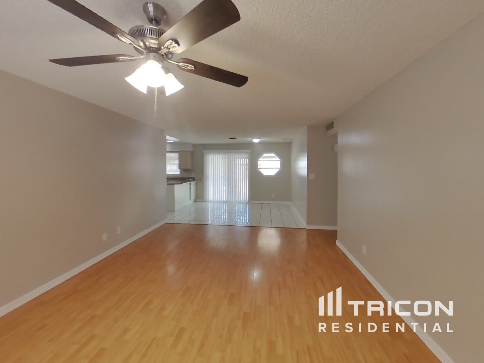 Building Photo - 1824 W Cheyenne Dr