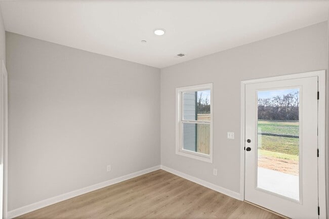 Building Photo - 514 Tappan Private Ln