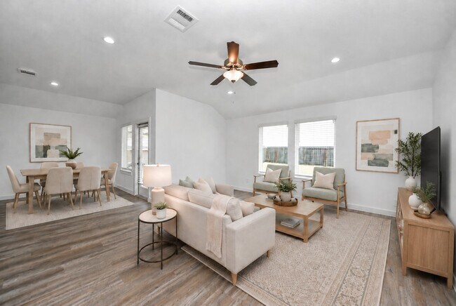 Building Photo - 8614 Shumard Oak Dr
