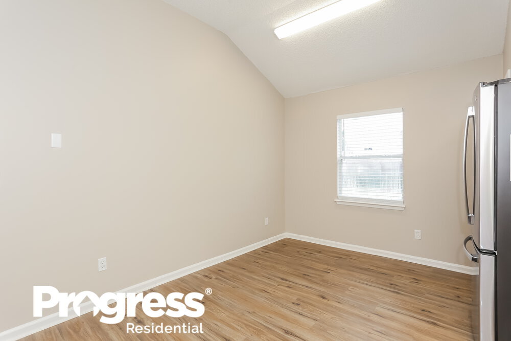 Building Photo - 1156 Radis Pl