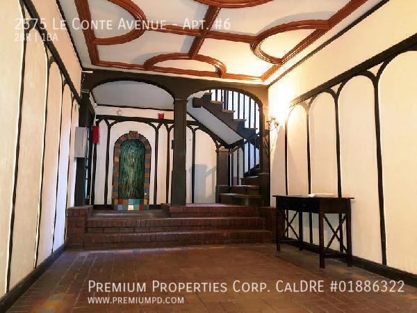 Building Photo - 2575 Le Conte Ave