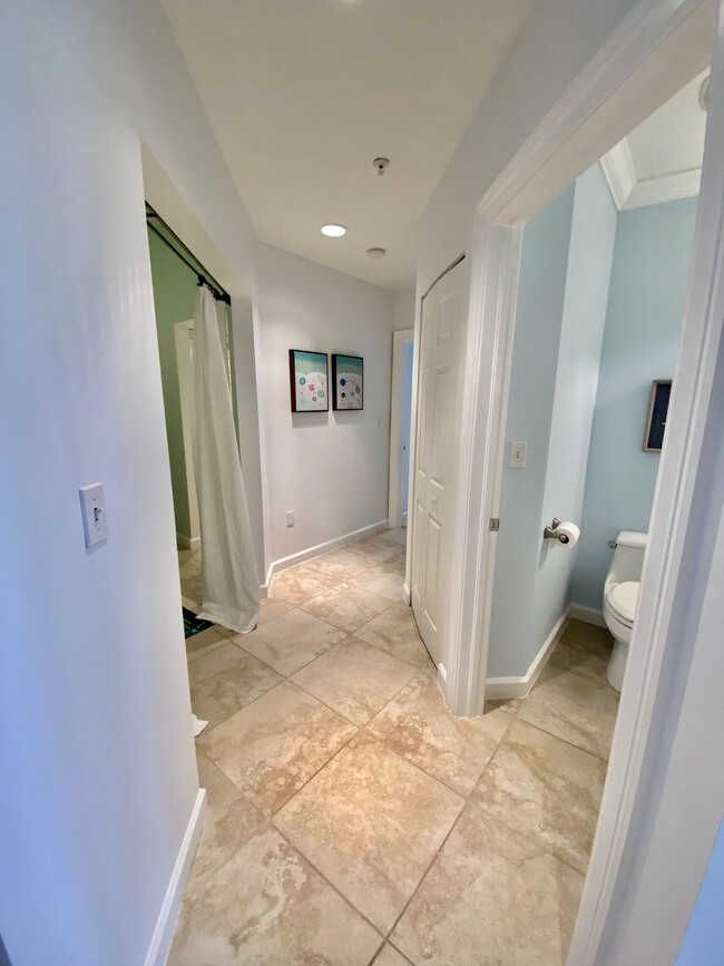 Building Photo - 800 Juno Ocean Walk