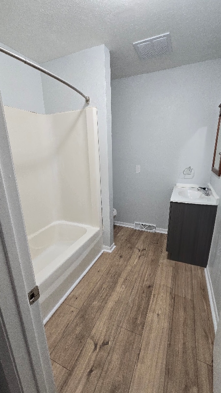 Building Photo - 1939 Perth St