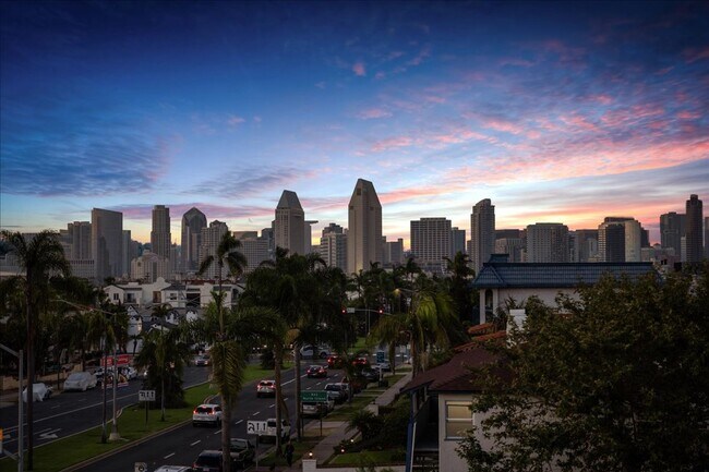 Building Photo - 411 Orange Ave