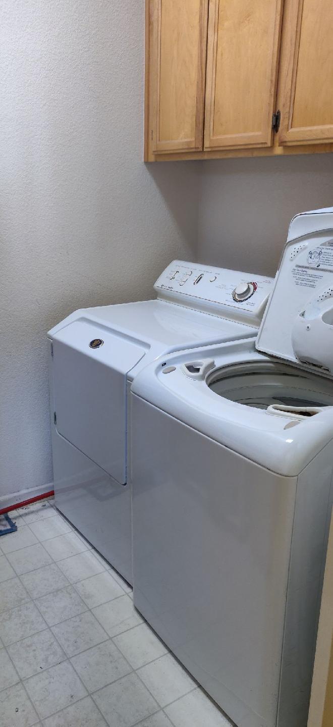 Laundry - 1812 Tahoe Pl