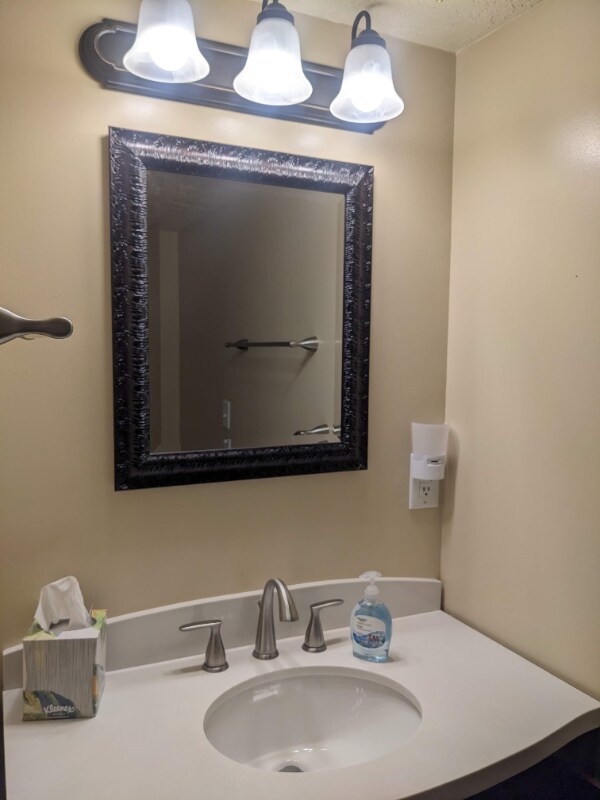 Building Photo - 4539 S 1800 W