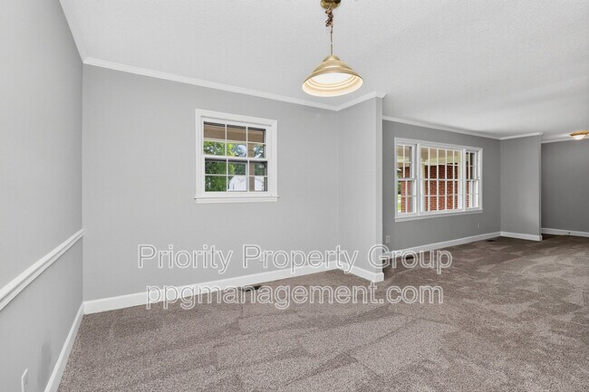 Building Photo - 3916 Piney Grove Rd