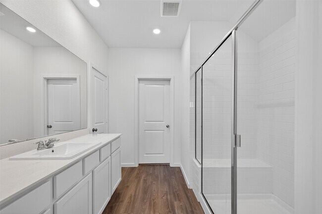 Building Photo - 3013 Myrtle Bch Ln