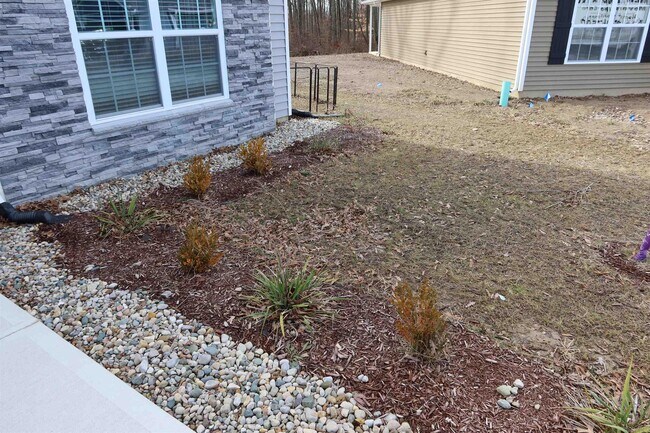 Building Photo - 7502 Accio Cv