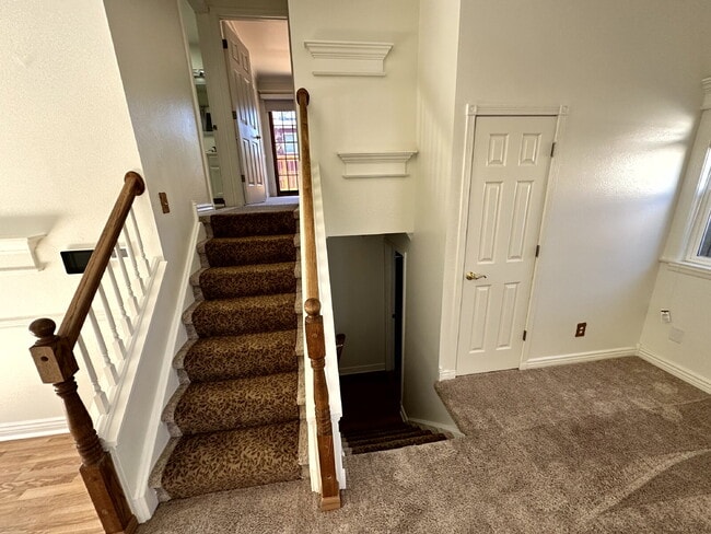 Building Photo - Summer Valley 3 Bed 2 Full Bath Home. 1 Car Garage. Large Deck. Move In Ready.
