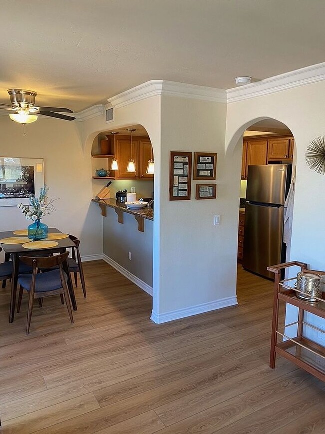 Building Photo - Charming Fully Furnished 2-Bedroom Unit in...