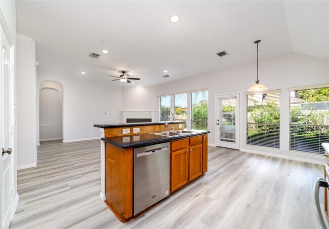 Building Photo - 23150 Tranquil Spring Ln