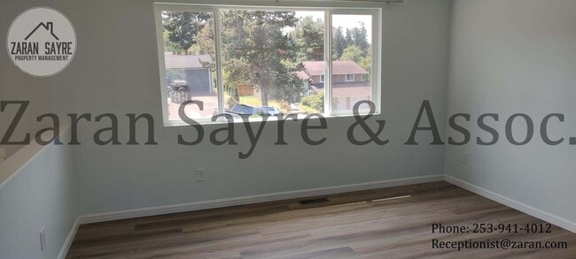Building Photo - Fully Renovated 4 Bedroom on Quiet Cul-de-sac
