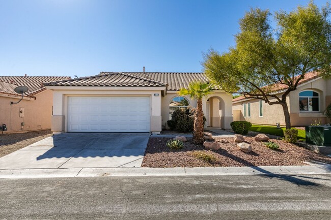 Building Photo - SUMMERLIN BEAUTY WITH UPGRADES*3 LARGE BED...