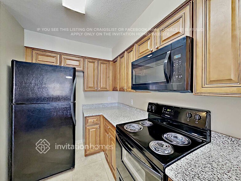 Building Photo - 18016 N 57th Ave