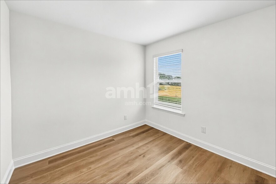 Building Photo - 4052 Williams Pond Rd