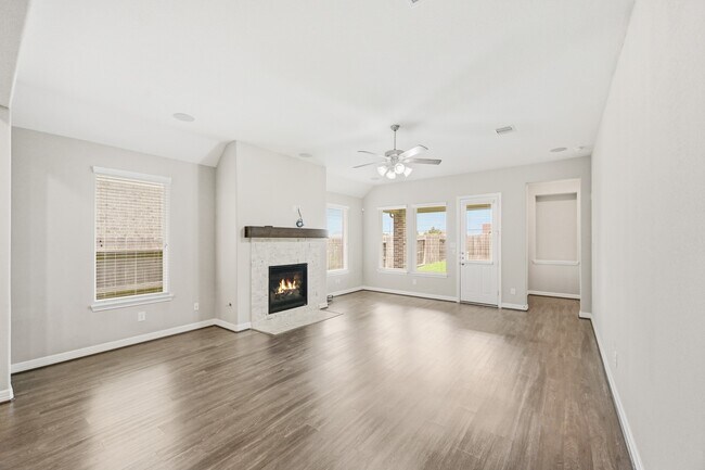 Building Photo - 10822 Gates Randal Ct