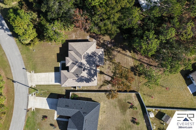 Building Photo - 32 Pierce Ln