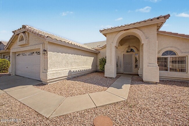 Building Photo - 851 W Palo Verde St