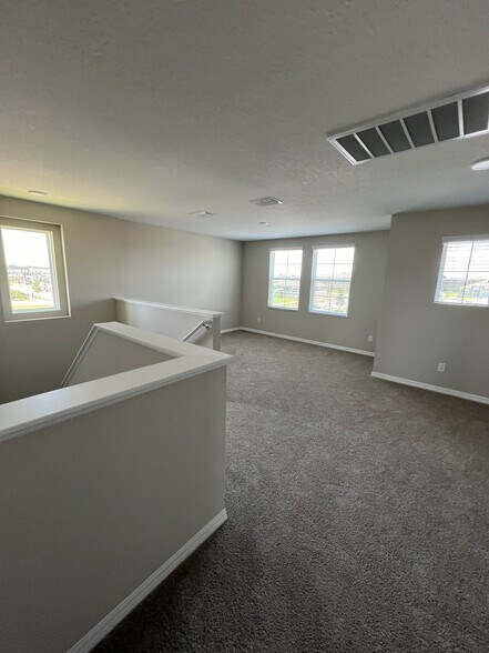 Building Photo - 31925 Sapna Chime Dr