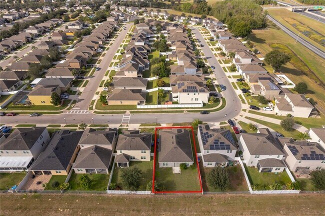 Building Photo - 902 Grand Hilltop Dr