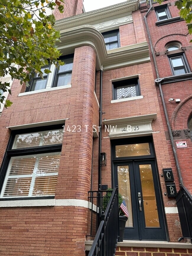 Building Photo - 1423 T St NW