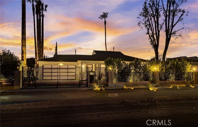 Building Photo - 8161 Encino Ave