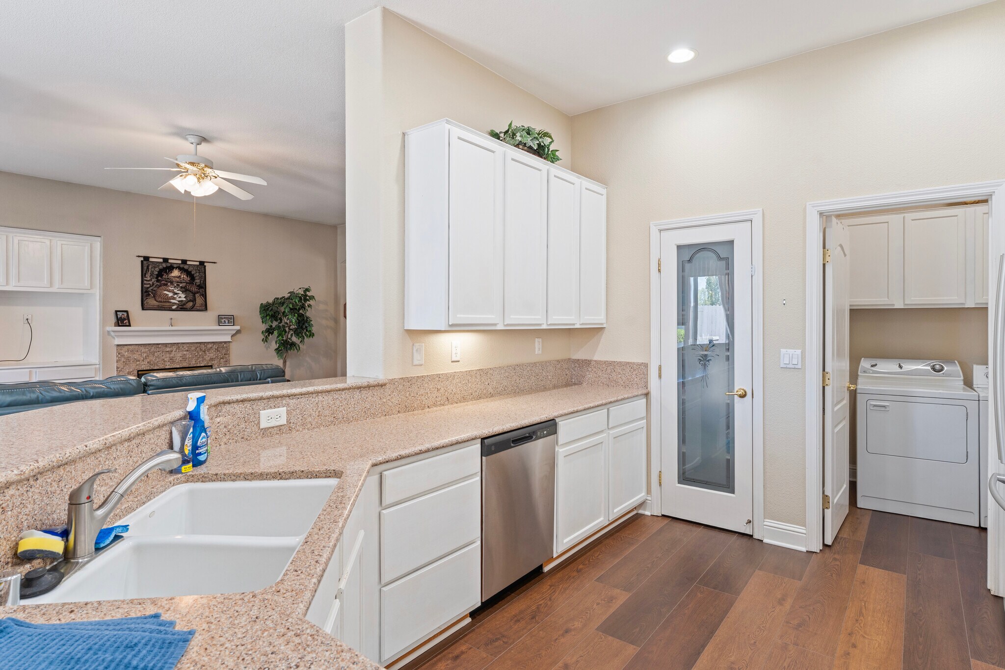 Building Photo - 1121 Galston Dr